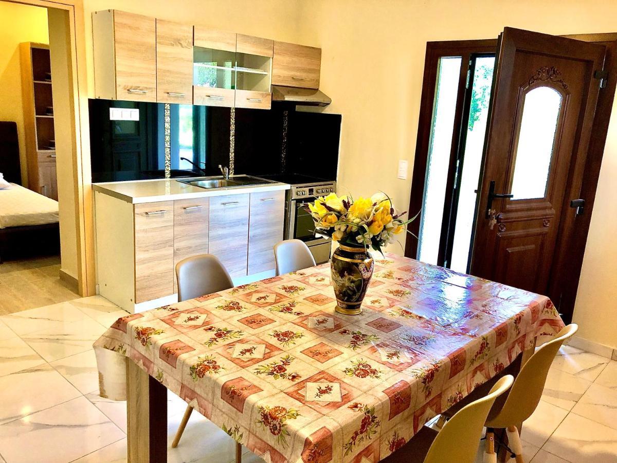 Armonia Corfu Luxury Apartment Liapades Luaran gambar